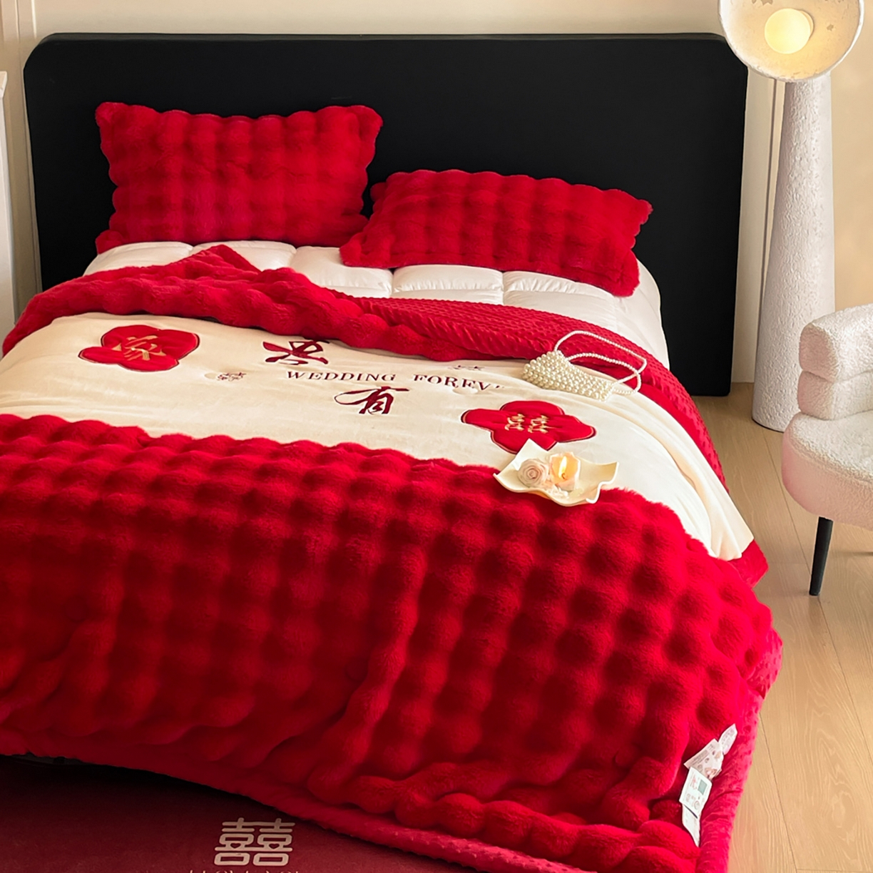 91家纺网 家纺一手货源 找家纺 玉雅家纺 2025新款兔毛绒多功能毛毯被套两用豆豆被被子被芯 婚庆毛毯-双喜临门