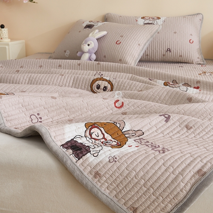 91家纺网 家纺一手货源 找家纺 金艾草 2025新款A版全棉印花B版加厚牛奶绒单件棉加绒床盖三件套榻榻米垫 拉布布-灰