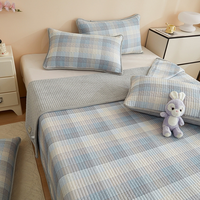 91家纺网 家纺一手货源 找家纺 金艾草 2025新款A版全棉印花B版加厚牛奶绒单件棉加绒床盖三件套榻榻米垫 苏轮-绒