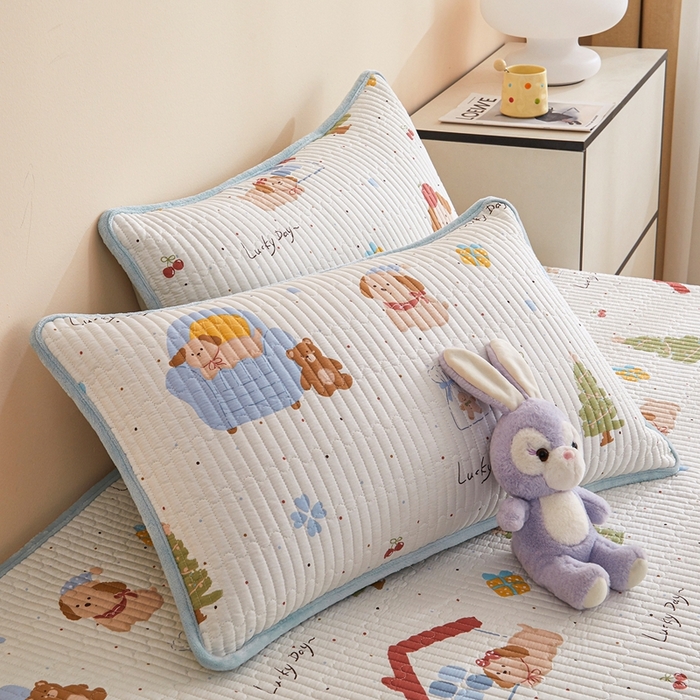 91家纺网 家纺一手货源 找家纺 金艾草 2025新款A版全棉印花B版加厚牛奶绒单件棉加绒床盖三件套榻榻米垫 浪漫小屋