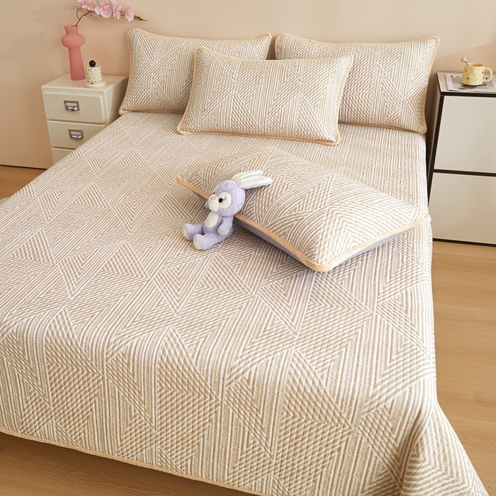 91家纺网 家纺一手货源 找家纺 金艾草 2025新款A版全棉印花B版加厚牛奶绒单件棉加绒床盖三件套榻榻米垫 卢卡斯