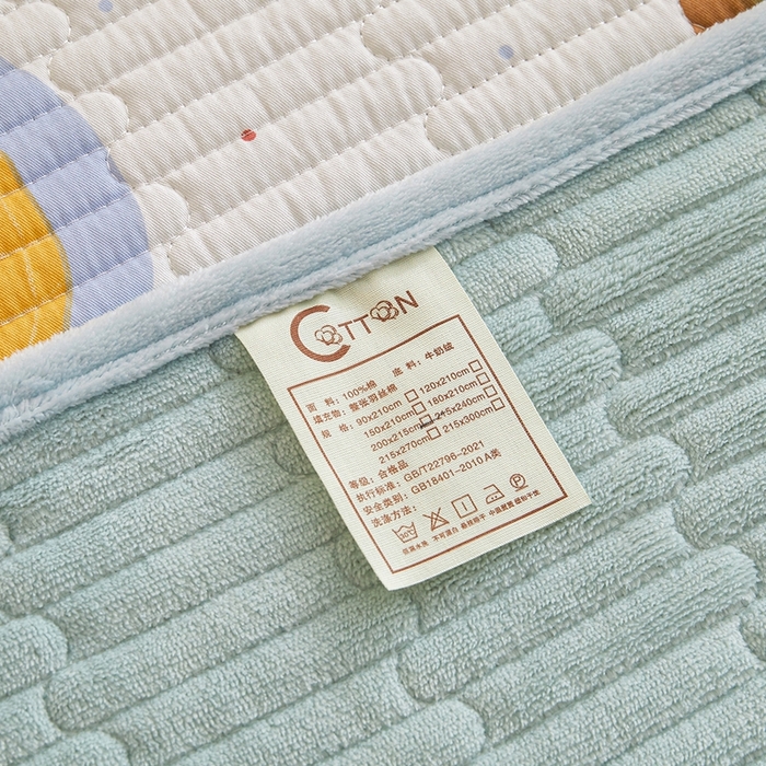 91家纺网 家纺一手货源 找家纺 金艾草 2025新款A版全棉印花B版加厚牛奶绒单件棉加绒床盖三件套榻榻米垫 浪漫小屋