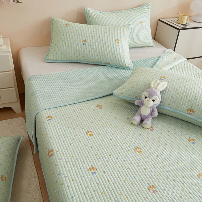 91家纺网 家纺一手货源 找家纺 金艾草 2025新款A版全棉印花B版加厚牛奶绒单件棉加绒床盖三件套榻榻米垫 星辰-蓝色