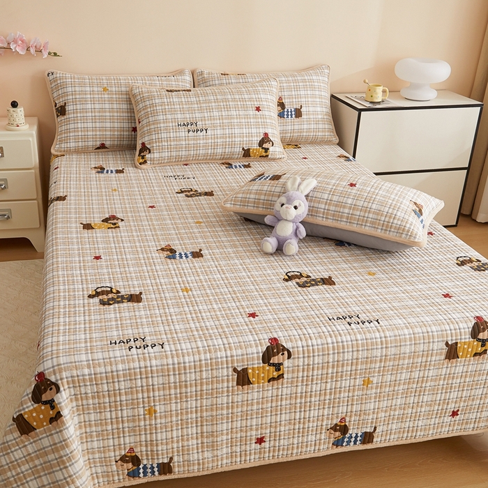 91家纺网 家纺一手货源 找家纺 金艾草 2025新款A版全棉印花B版加厚牛奶绒单件棉加绒床盖三件套榻榻米垫 酷比狗