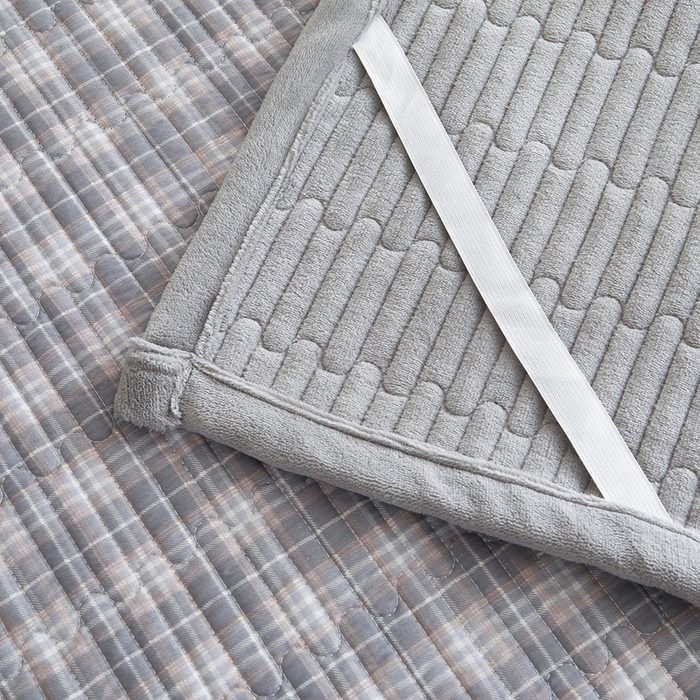 91家纺网 家纺一手货源 找家纺 金艾草 2025新款A版全棉印花B版加厚牛奶绒单件棉加绒床盖三件套榻榻米垫 时光灰-绒