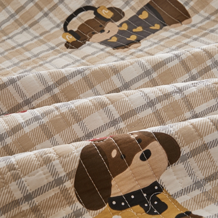 91家纺网 家纺一手货源 找家纺 金艾草 2025新款A版全棉印花B版加厚牛奶绒单件棉加绒床盖三件套榻榻米垫 酷比狗