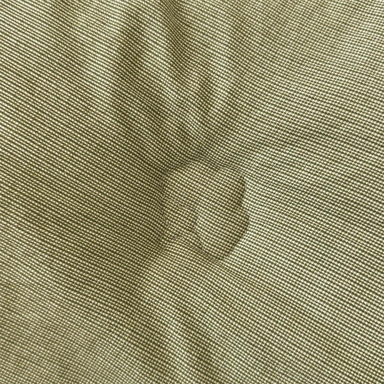 91家纺网 家纺一手货源 找家纺 梵蒂莎 2025新款花边蝴蝶结棉花被（场景1）素简蝶梦秋冬被四季被子被芯 素简蝶梦-果绿