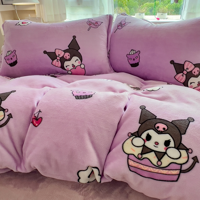 91家纺网 家纺一手货源 找家纺 云恋家纺 2025新款亲肤舒适卡通牛奶绒活性印染四件套 爱心库洛米-紫色