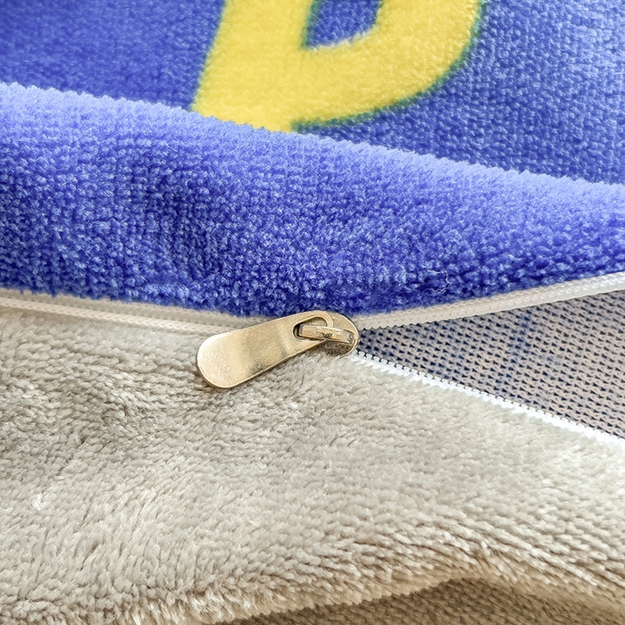 91家纺网 家纺一手货源 找家纺 云恋家纺 2025新款亲肤舒适卡通牛奶绒活性印染四件套 奥特曼-深蓝