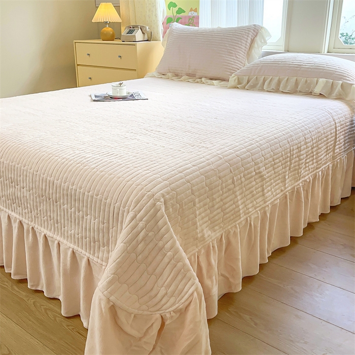 91家纺网 家纺一手货源 找家纺 （总）木兰花 2025新款纯色雕花全消光牛奶绒 床盖款四件套-玫瑰花园系列