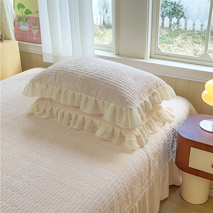 91家纺网 家纺一手货源 找家纺 木兰花 2025新款纯色雕花全消光牛奶绒 床盖款四件套-玫瑰花园系列 玫瑰花园 粉玉