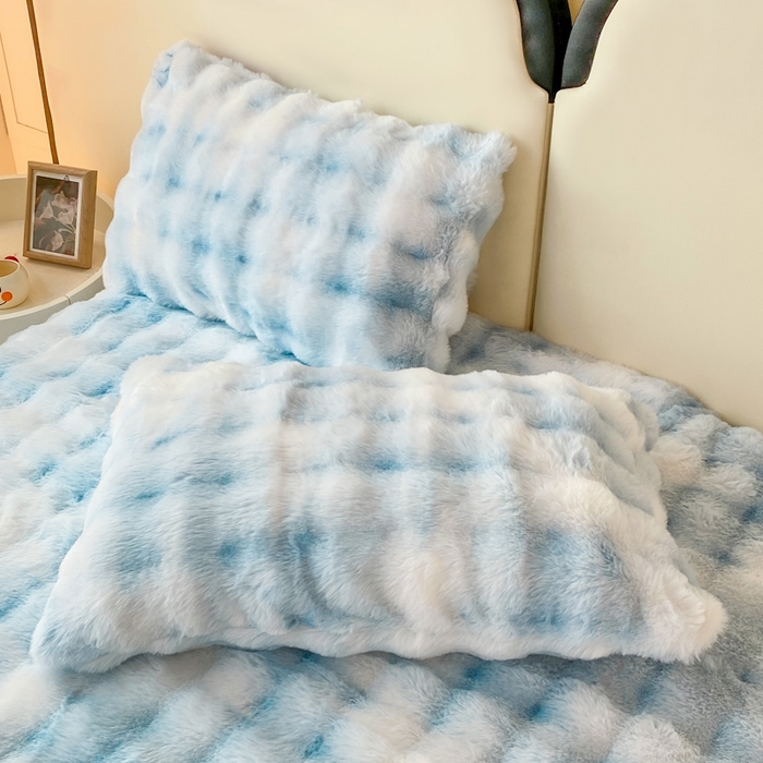 91家纺网 家纺一手货源 找家纺 麒东家纺 2025新款泡泡绒兔毛绒床单 流彩蓝