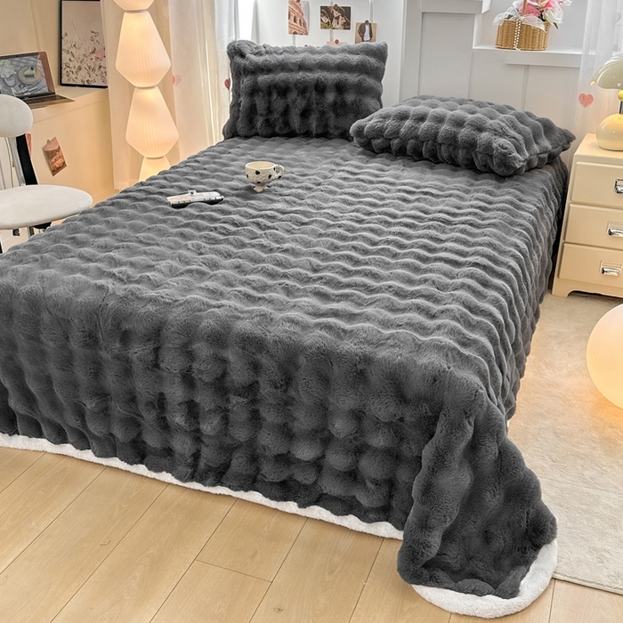 91家纺网 家纺一手货源 找家纺 麒东家纺 2025新款泡泡绒兔毛绒床单 深灰