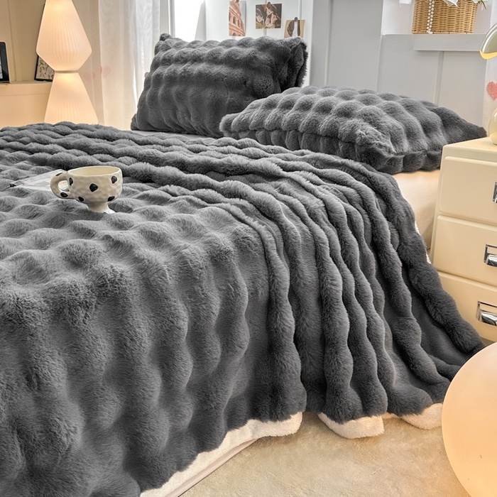 91家纺网 家纺一手货源 找家纺 麒东家纺 2025新款泡泡绒兔毛绒床单 深灰