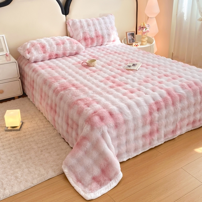 91家纺网 家纺一手货源 找家纺 麒东家纺 2025新款泡泡绒兔毛绒床单 流彩粉