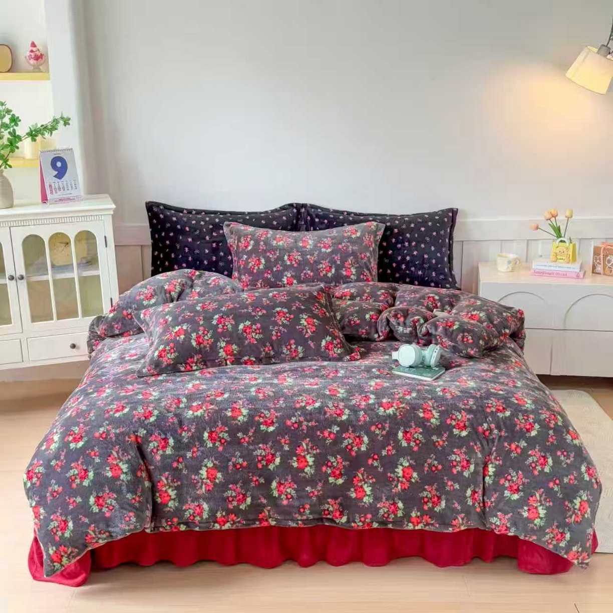 91家纺网 家纺一手货源 找家纺 （总）明玉家纺馆  2025秋冬新款高克重牛奶绒床盖四件套