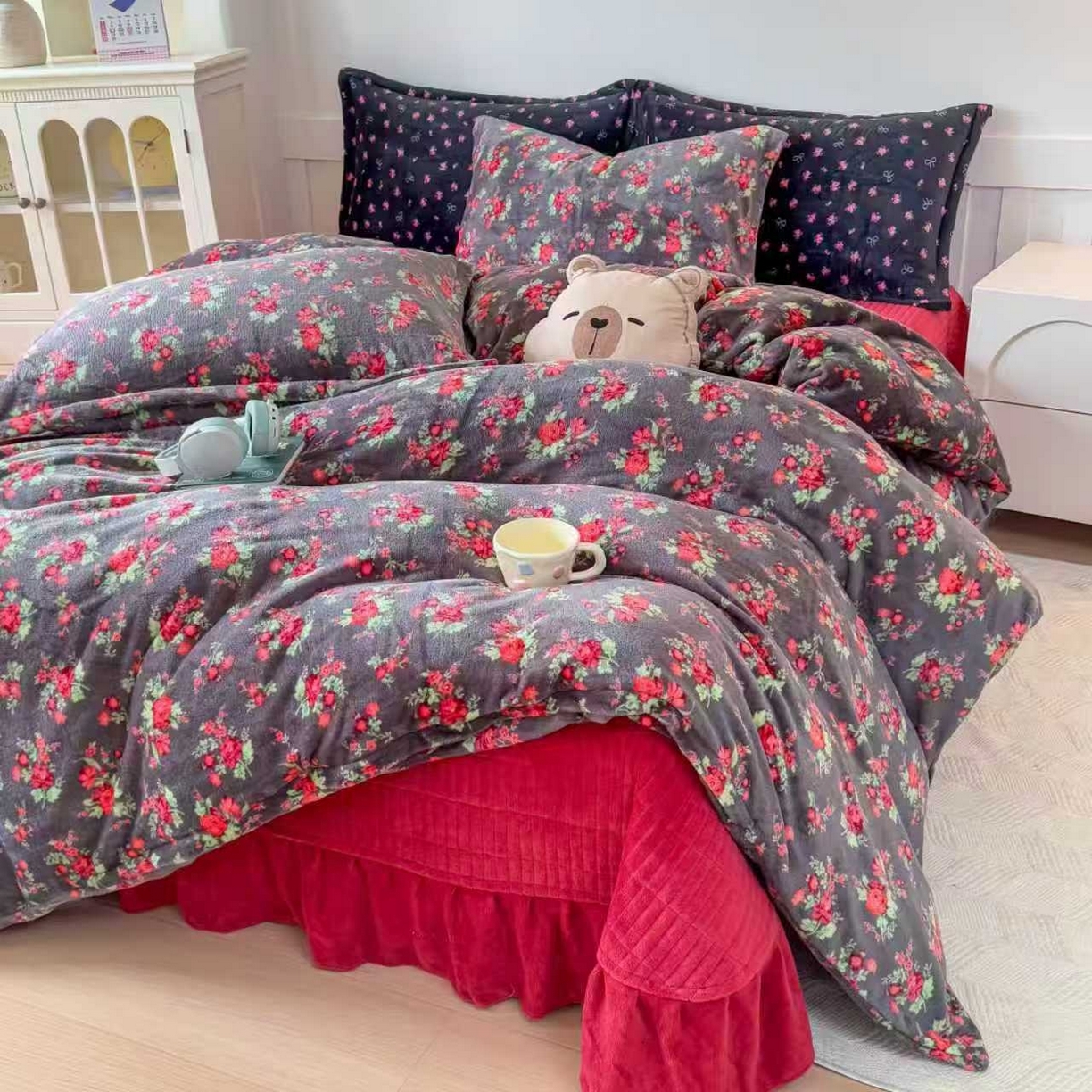 91家纺网 家纺一手货源 找家纺 （总）明玉家纺馆  2025秋冬新款高克重牛奶绒床盖四件套