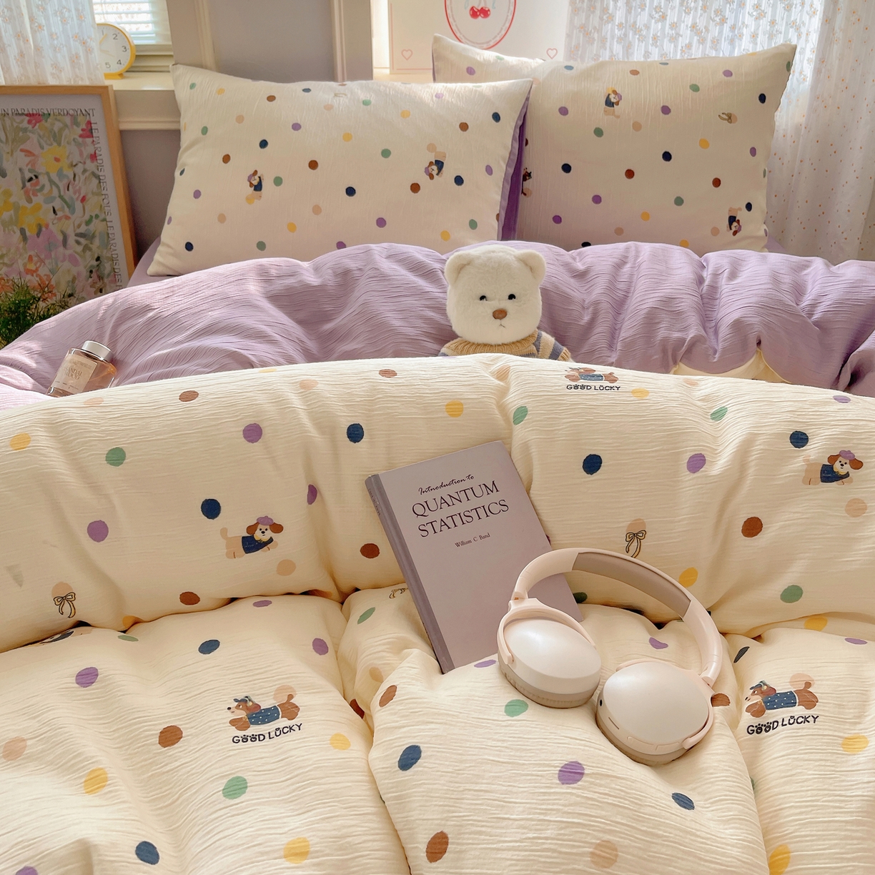 91家纺网 家纺一手货源 找家纺 星禾优选 2025新款甄选三层纱印花四件套 糖豆腊肠狗