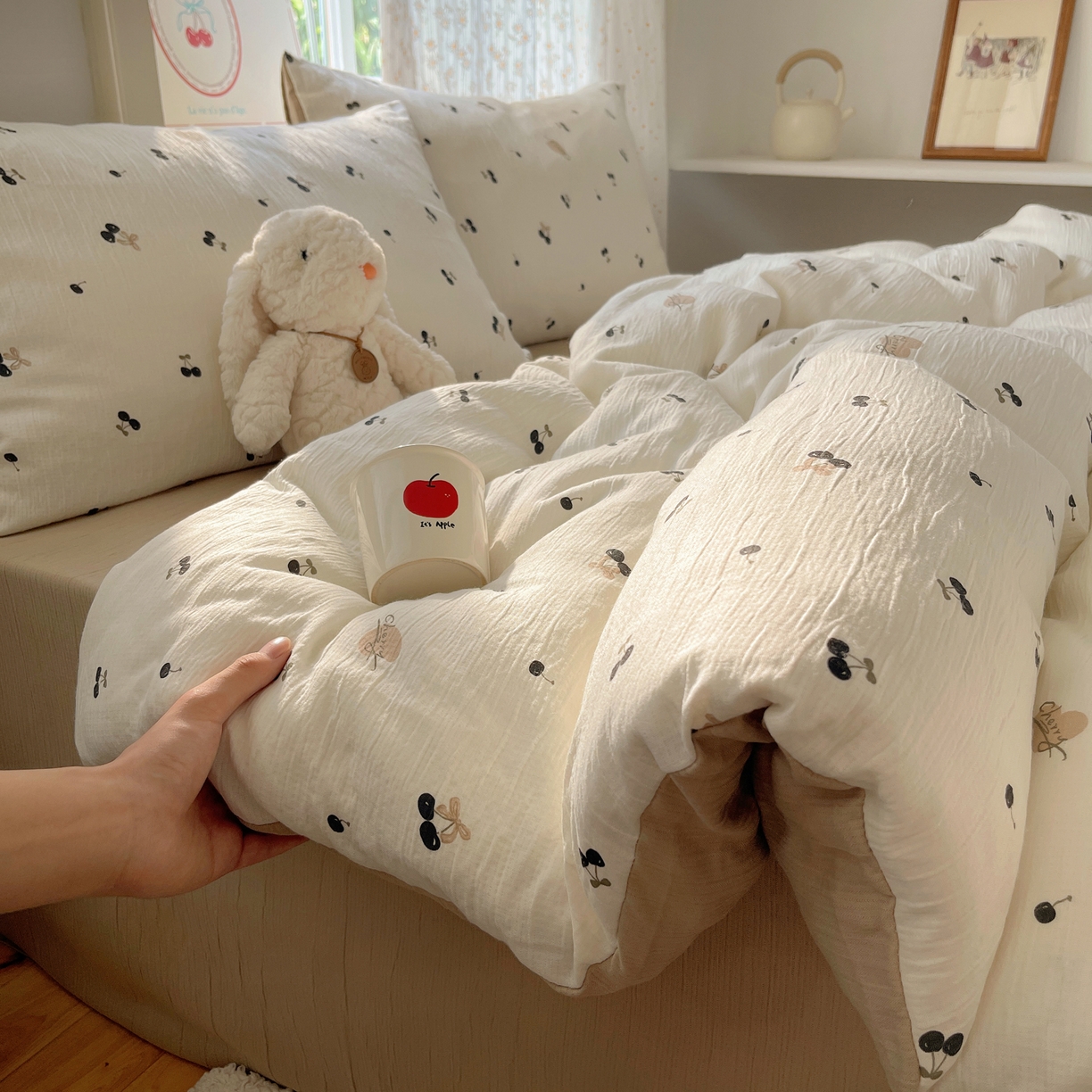 91家纺网 家纺一手货源 找家纺 星禾优选 2025新款甄选三层纱印花四件套 樱桃物语