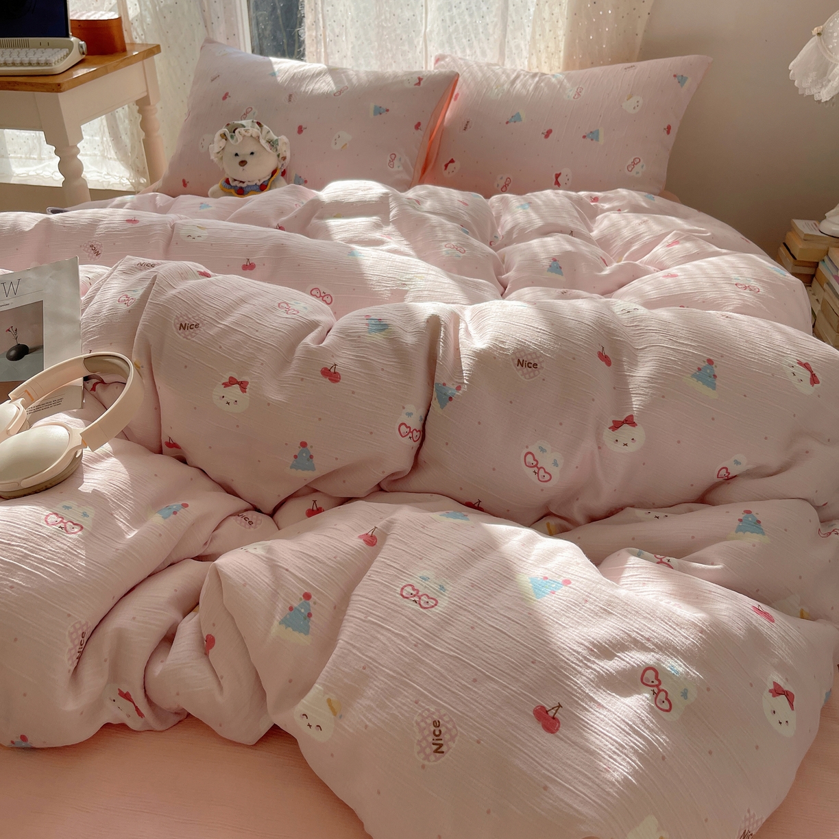 91家纺网 家纺一手货源 找家纺 星禾优选 2025新款甄选三层纱印花四件套 芭乐米菲