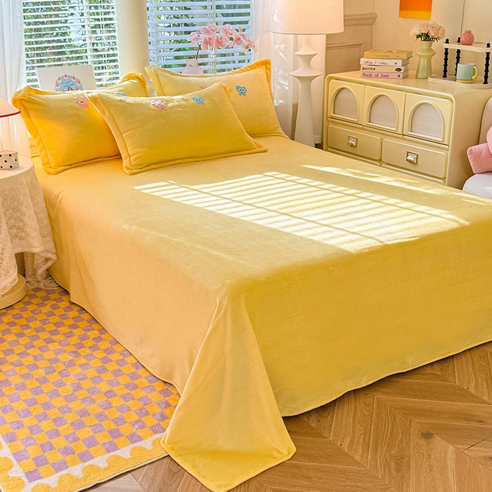 雨菲家纺 2025新款牛奶绒单品床单床单单品 牛奶绒小精灵黄