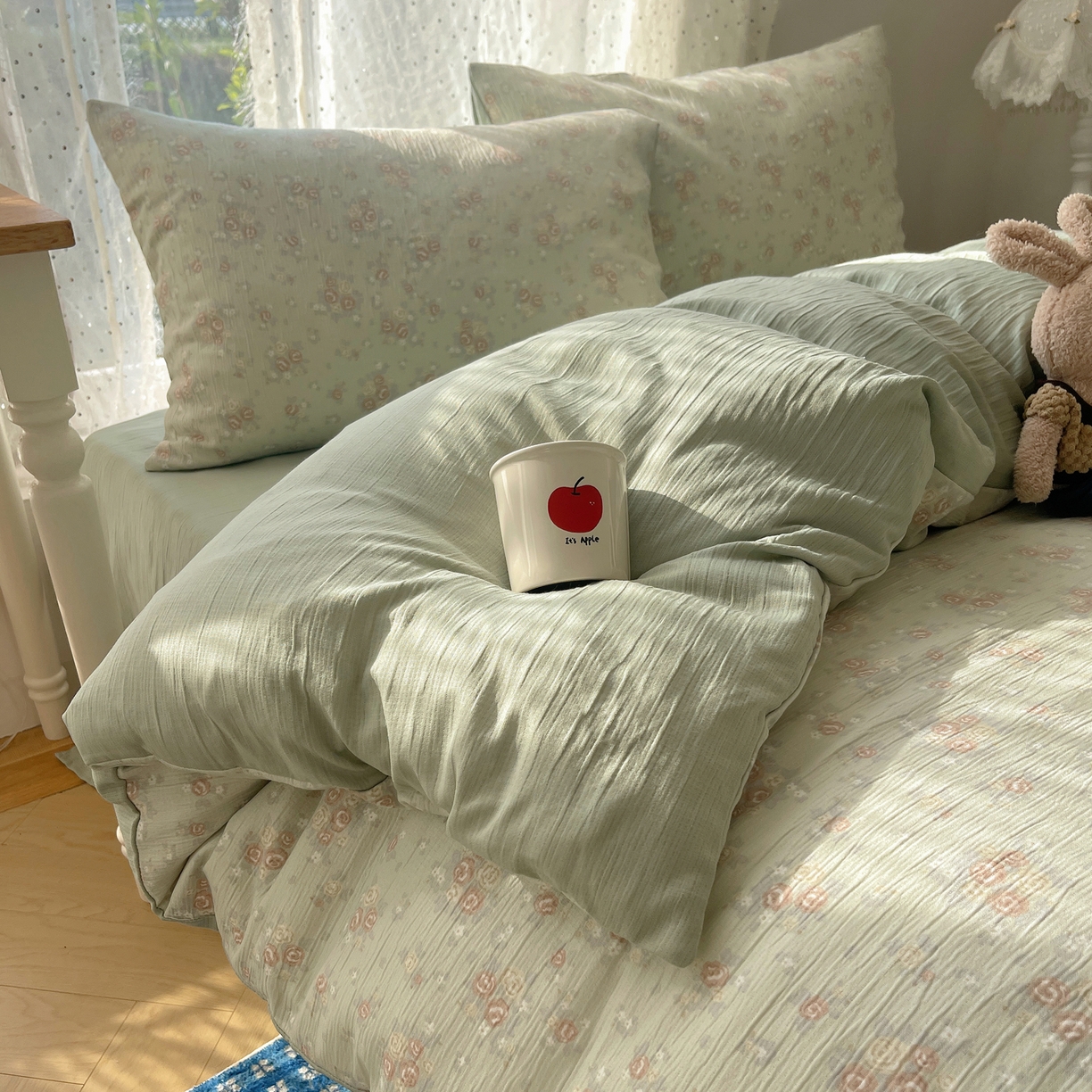 91家纺网 家纺一手货源 找家纺 星禾优选 2025新款甄选三层纱印花四件套 玫瑰夜-绿