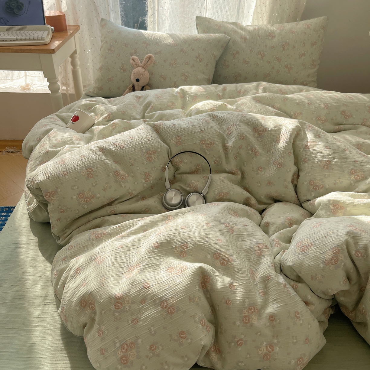 91家纺网 家纺一手货源 找家纺 星禾优选 2025新款甄选三层纱印花四件套 玫瑰夜-绿