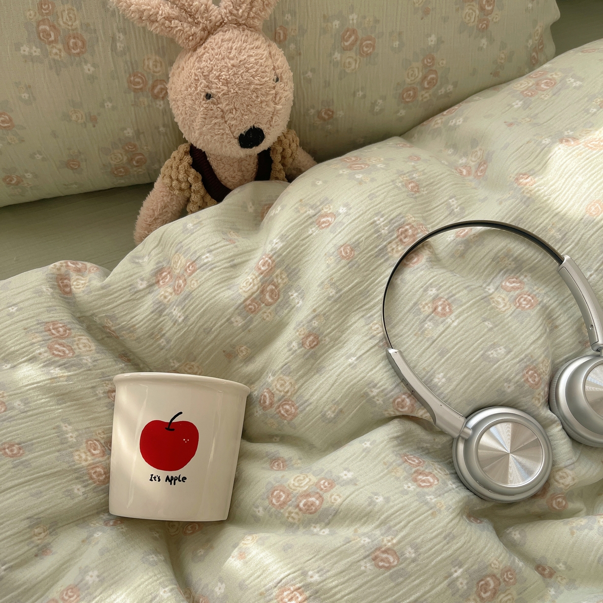 91家纺网 家纺一手货源 找家纺 星禾优选 2025新款甄选三层纱印花四件套 玫瑰夜-绿