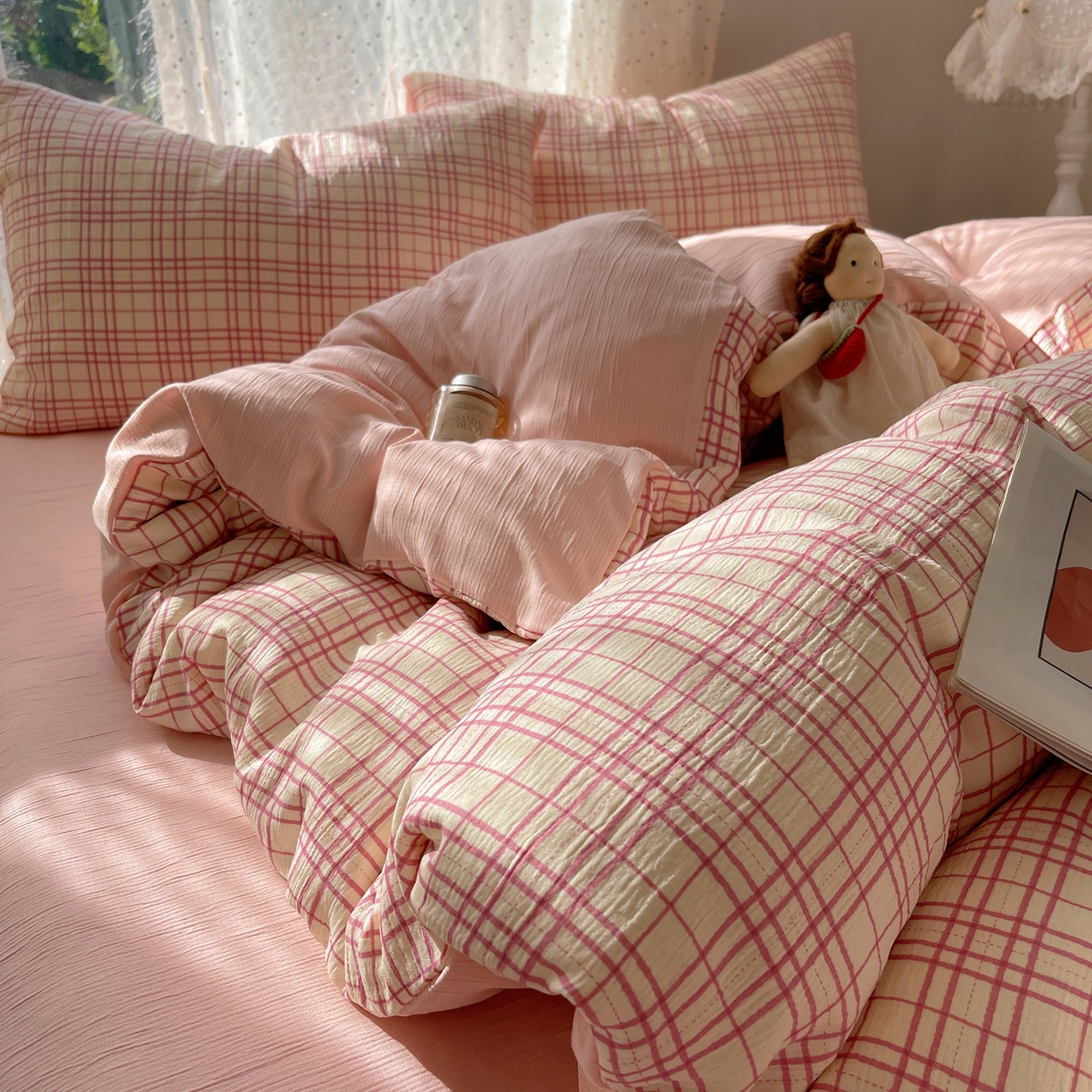 91家纺网 家纺一手货源 找家纺 星禾优选 2025新款甄选三层纱印花四件套 梅森粉