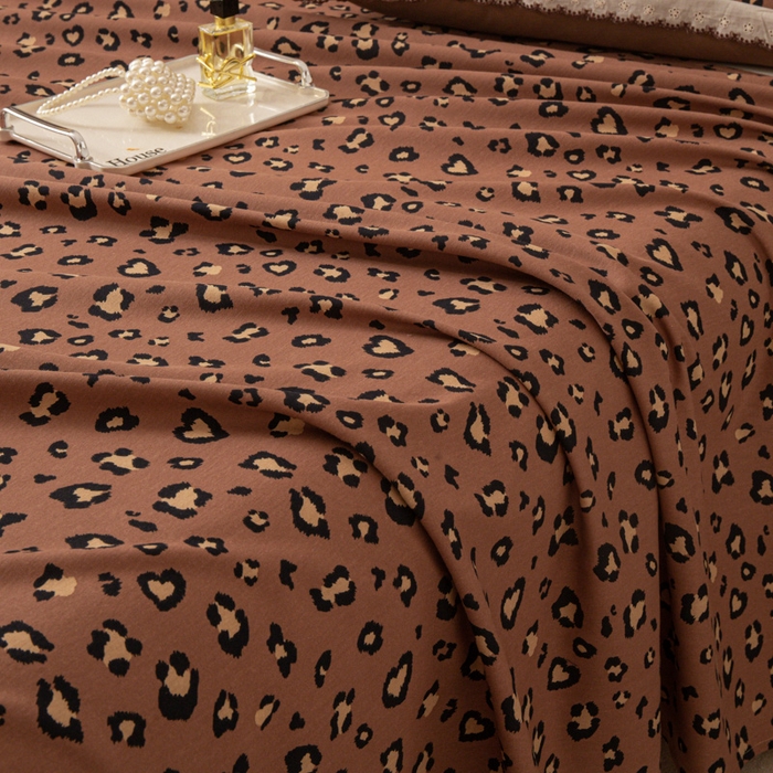 91家纺网 家纺一手货源 找家纺 优米家纺 2025新款加厚全棉磨毛提花纯色床单系列 豹纹-红