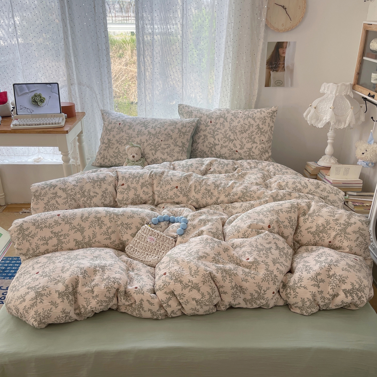 91家纺网 家纺一手货源 找家纺 星禾优选 2025新款甄选三层纱印花四件套 秋月梨