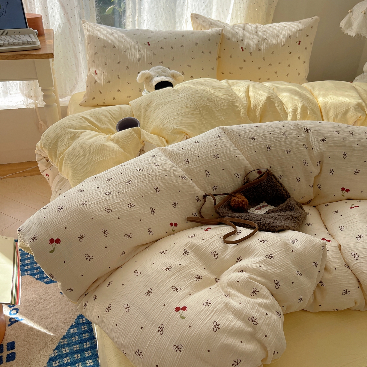 91家纺网 家纺一手货源 找家纺 星禾优选 2025新款甄选三层纱印花四件套 樱桃蝴蝶