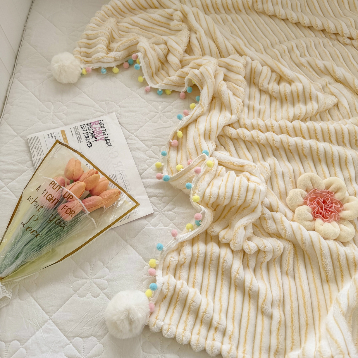 91家纺网 家纺一手货源 找家纺 潮邦创意家居 2025新款300G双面阳离子提花工艺球毯-花缀柔绒系列 花缀柔绒-暖橙