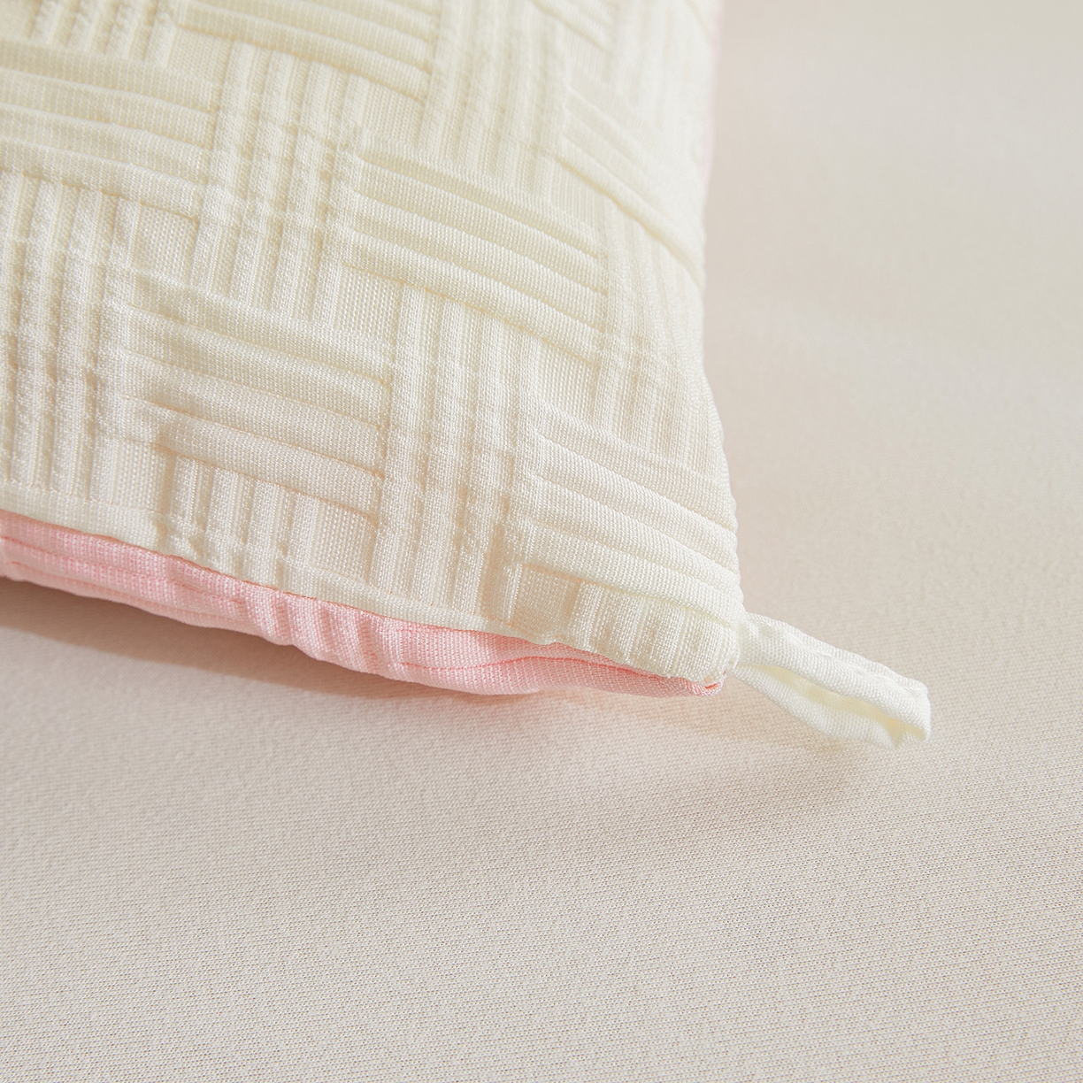 91家纺网 家纺一手货源 找家纺 初相识被业 2025新款双拼原棉提花大豆纤维被被子被芯 小豆仙白拼粉