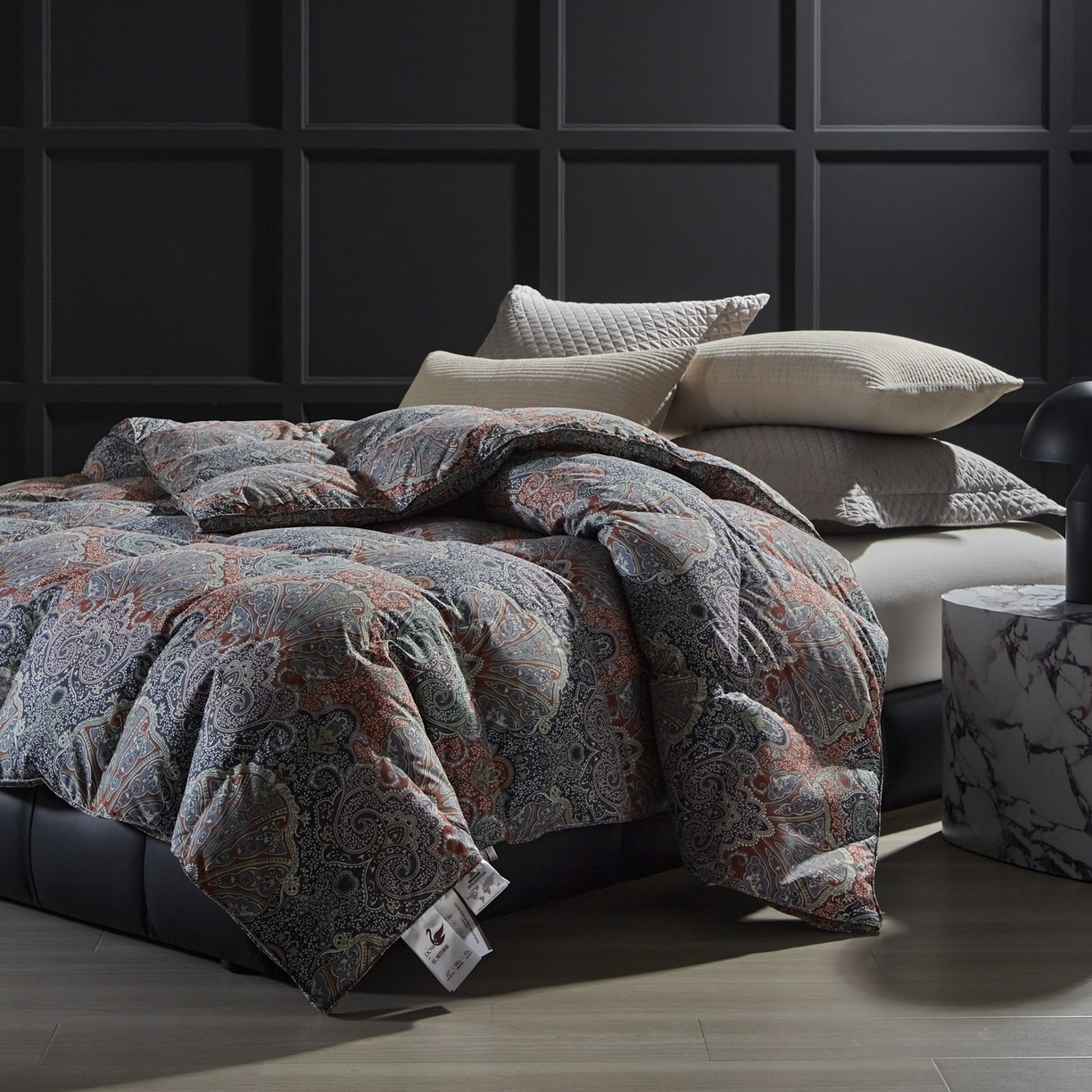 91家纺网 家纺一手货源 找家纺 （总）暖羽屋羽绒馆 2025新款国标95白鹅绒被子 印花羽绒被芯2米 双人羽绒被子春秋被 冬被