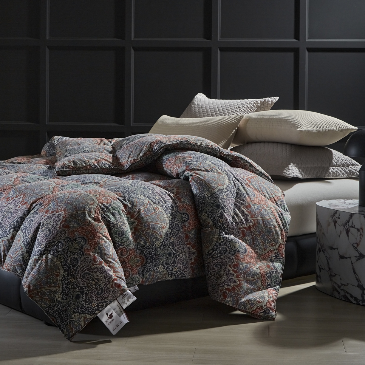 91家纺网 家纺一手货源 找家纺 （总）暖羽屋羽绒馆 2025新款国标95白鹅绒被子 印花羽绒被芯2米 双人羽绒被子春秋被 冬被