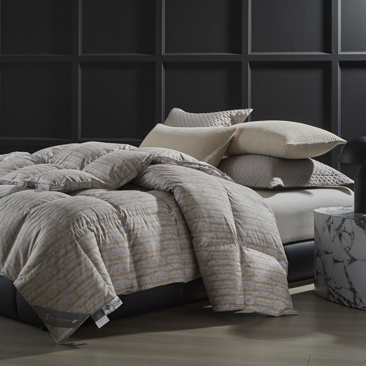 91家纺网 家纺一手货源 找家纺 暖羽屋羽绒馆 2025新款国标95白鹅绒被子 印花羽绒被芯2米 双人羽绒被子春秋被 冬被 幻城