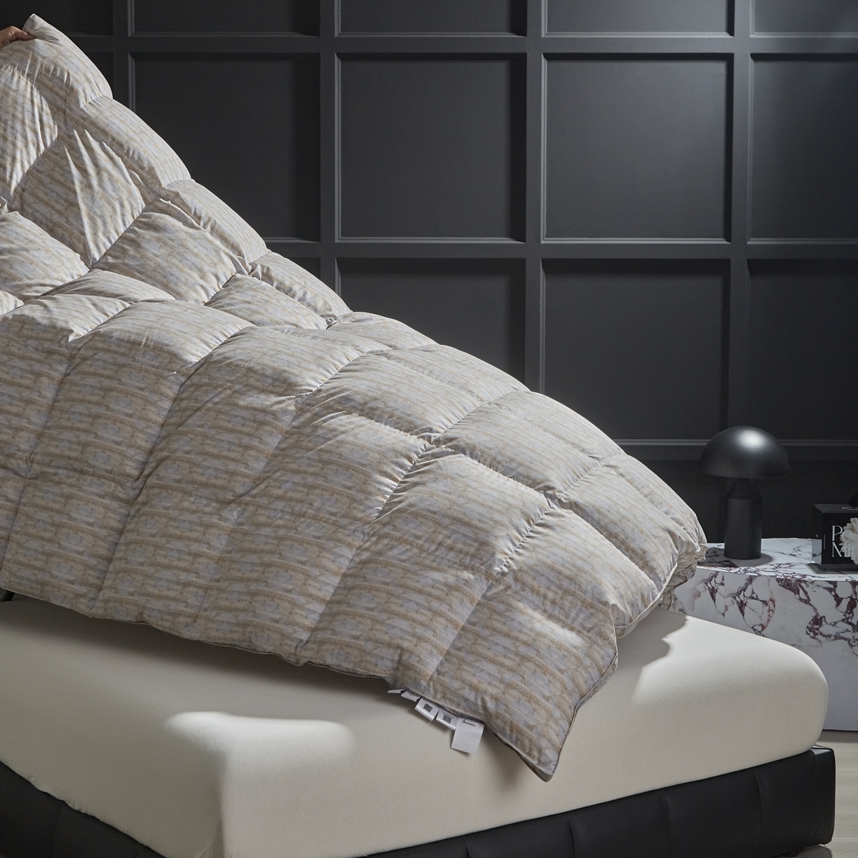 91家纺网 家纺一手货源 找家纺 暖羽屋羽绒馆 2025新款国标95白鹅绒被子 印花羽绒被芯2米 双人羽绒被子春秋被 冬被 幻城