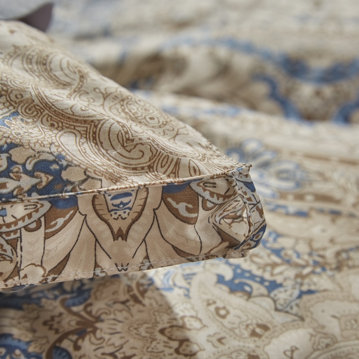 91家纺网 家纺一手货源 找家纺 暖羽屋羽绒馆 2025新款国标95白鹅绒被子 印花羽绒被芯2米 双人羽绒被子春秋被 冬被 千婉