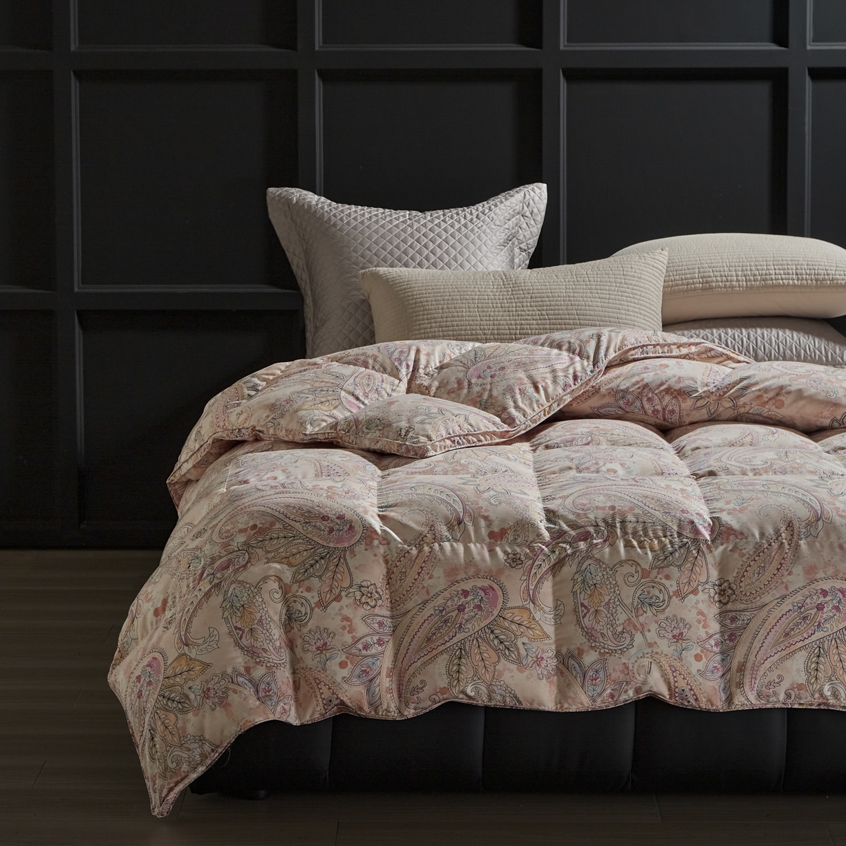 91家纺网 家纺一手货源 找家纺 暖羽屋羽绒馆 2025新款绒子含量95白鹅绒被子 国标95白鹅绒被芯双人加厚磨毛糯棉春秋被 云端