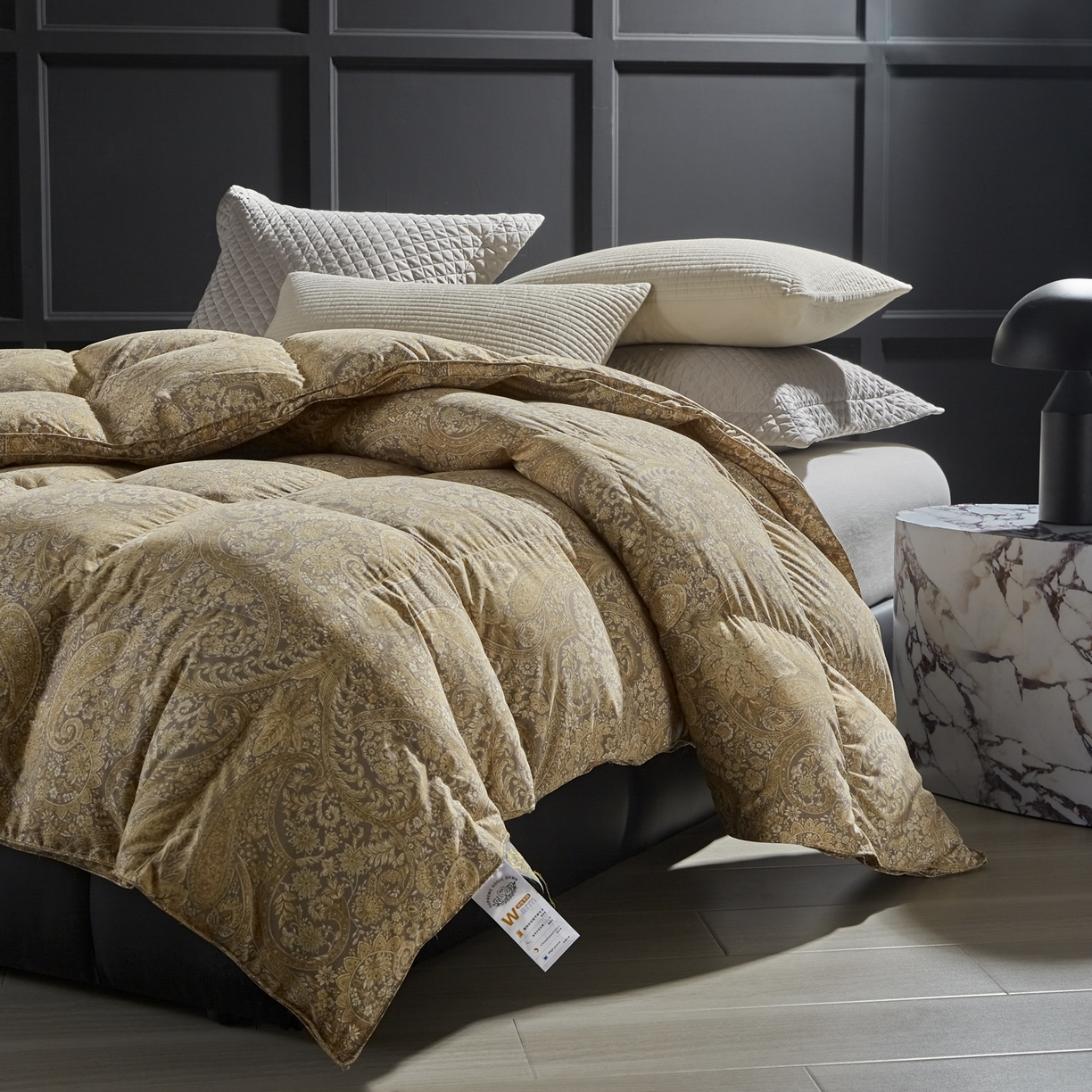 91家纺网 家纺一手货源 找家纺 暖羽屋羽绒馆 2025新款绒子含量95白鹅绒被子 国标95白鹅绒被芯双人加厚磨毛糯棉春秋被 遇见