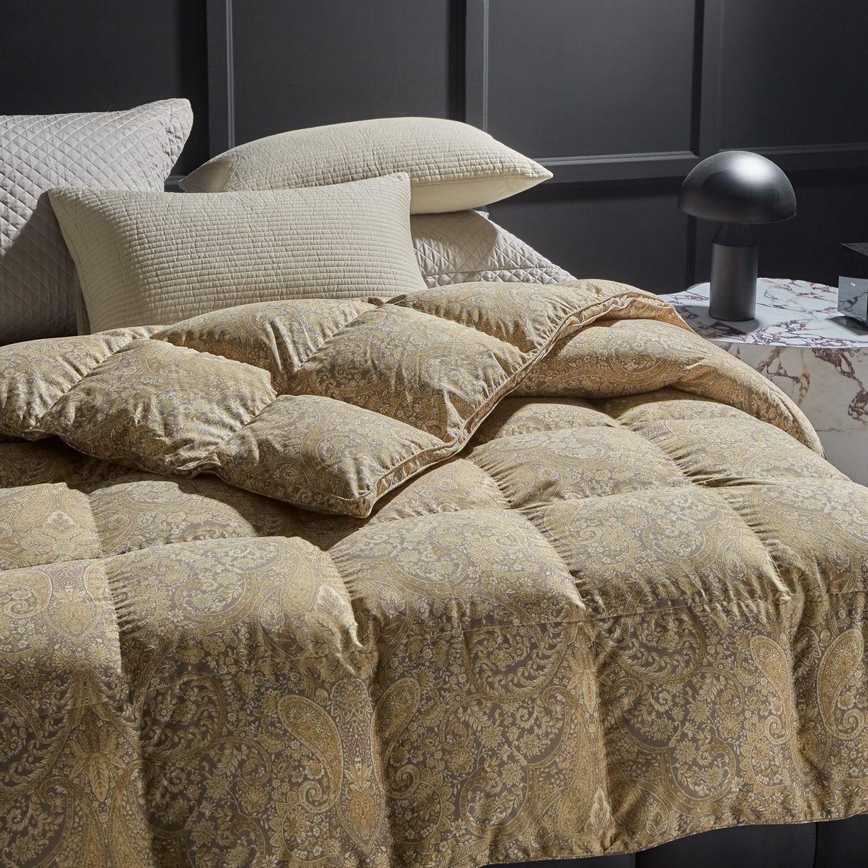 91家纺网 家纺一手货源 找家纺 暖羽屋羽绒馆 2025新款绒子含量95白鹅绒被子 国标95白鹅绒被芯双人加厚磨毛糯棉春秋被 遇见