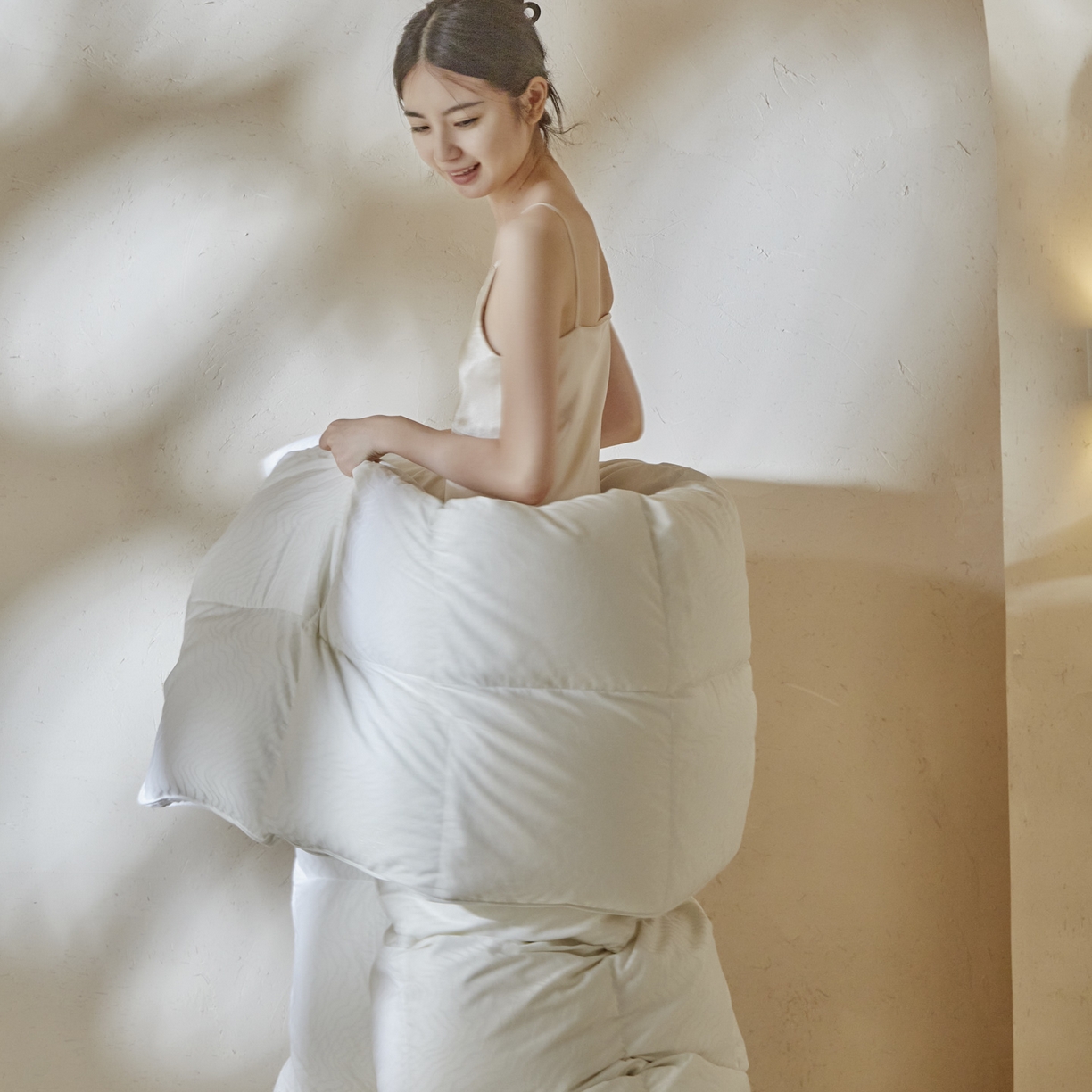 91家纺网 家纺一手货源 找家纺 （总）暖羽屋羽绒馆 2025新款95白鹅绒被芯 威利斯羽绒被子 双人婚庆鹅绒被2米春秋被