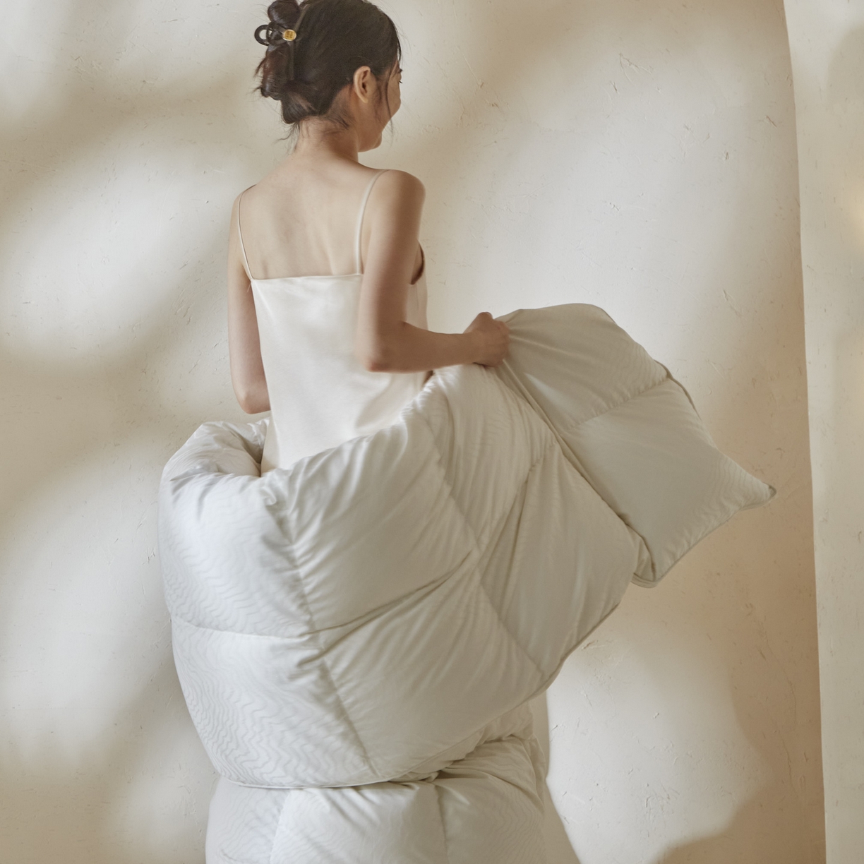 91家纺网 家纺一手货源 找家纺 （总）暖羽屋羽绒馆 2025新款95白鹅绒被芯 威利斯羽绒被子 双人婚庆鹅绒被2米春秋被