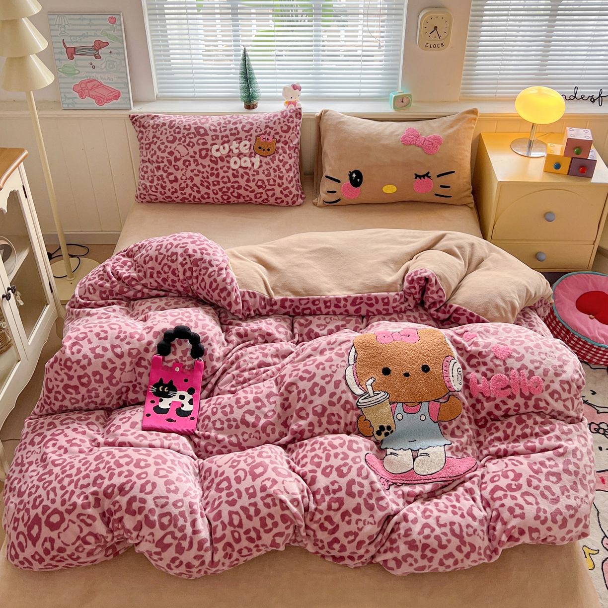 91家纺网 家纺一手货源 找家纺 （总）优选 2025新款高克重200g牛奶绒数码印花毛巾绣卡通四件套直播爆款电商爆款