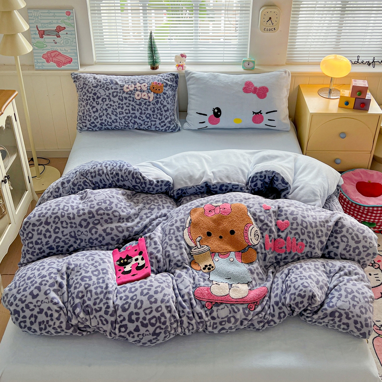 91家纺网 家纺一手货源 找家纺 （总）优选 2025新款高克重200g牛奶绒数码印花毛巾绣卡通四件套直播爆款电商爆款