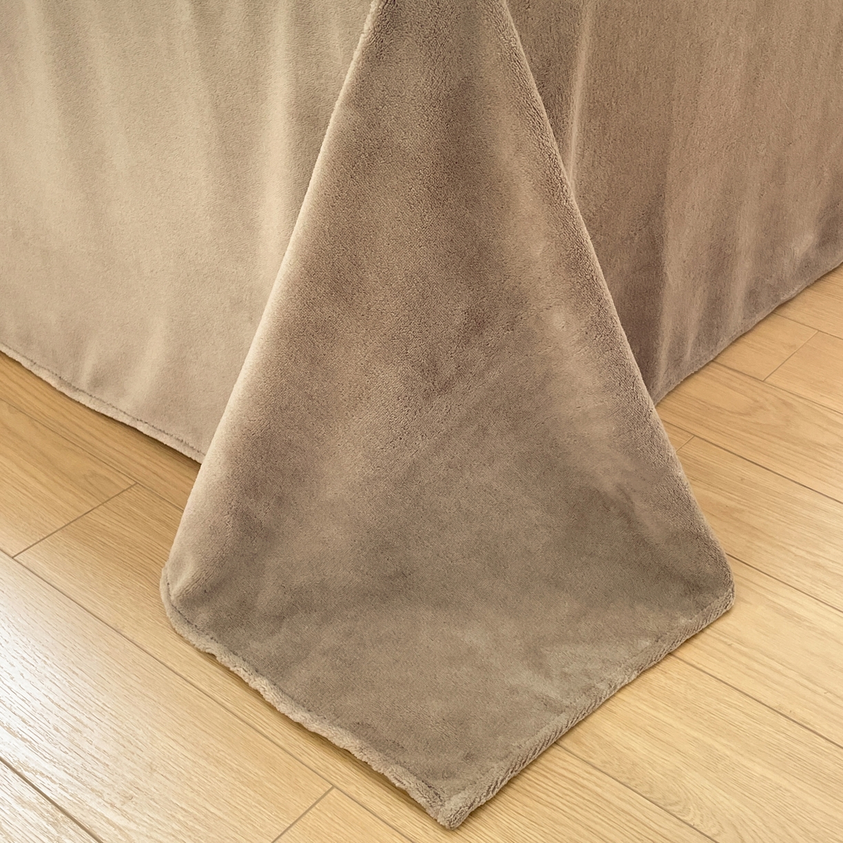 91家纺网 家纺一手货源 找家纺 （总）摩妮卡 2025新款牛奶绒枕套混搭卡通复古四件套