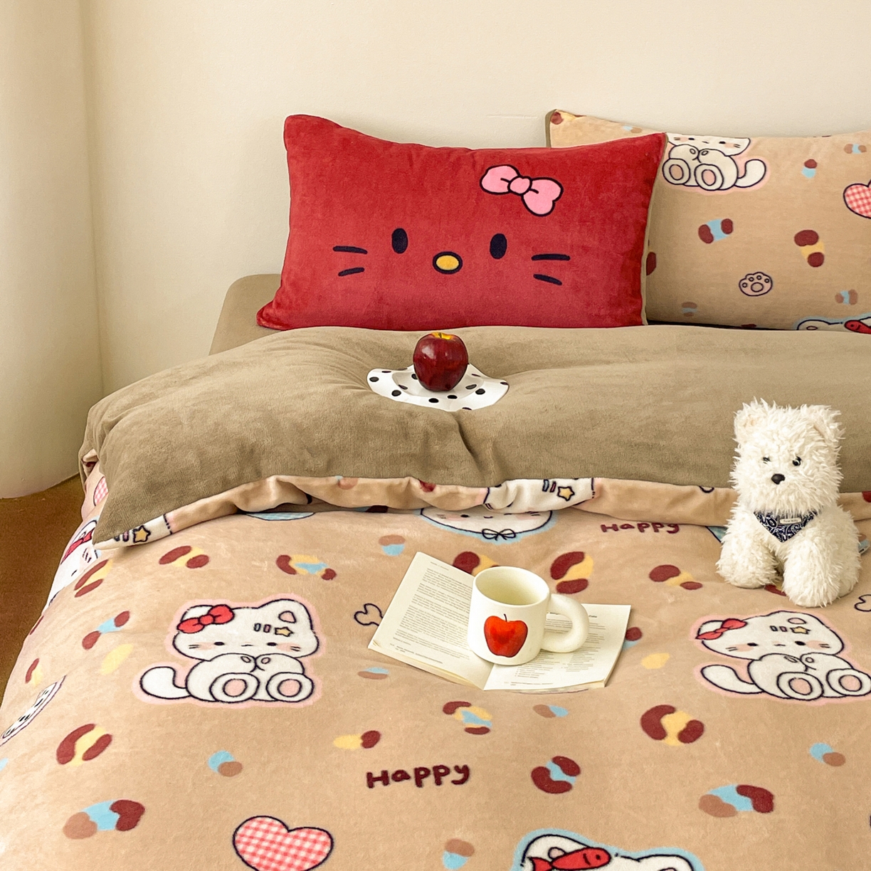 91家纺网 家纺一手货源 找家纺 摩妮卡 2025新款牛奶绒枕套混搭卡通复古四件套 豹纹小猫