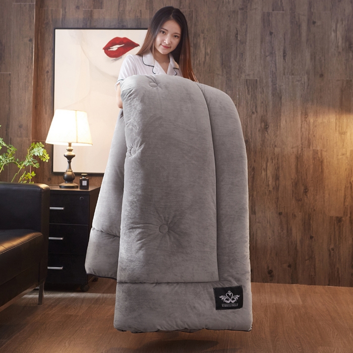 91家纺网 家纺一手货源 找家纺 美丽折家纺 2025新款纯色水晶绒冬被子被芯秋保暖冬被 灰色