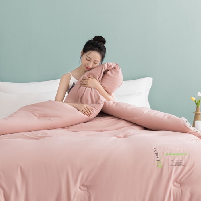 91家纺网 家纺一手货源 找家纺 美丽折家纺 2025新款大豆纤维四季被子加厚冬被被芯 豆沙